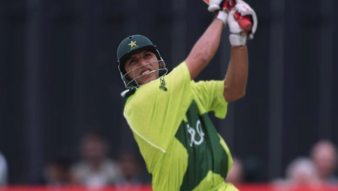 কমবয়সি খেলোয়াড় যারা ODIতে সেঞ্চুরি করেছেন