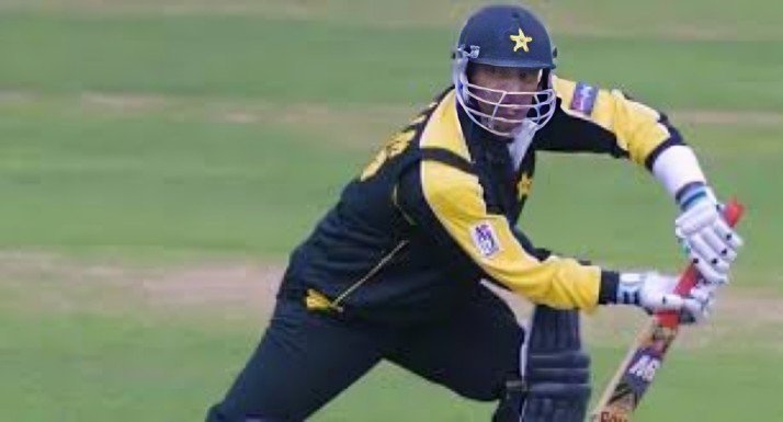 কমবয়সি খেলোয়াড় যারা ODIতে সেঞ্চুরি করেছেন